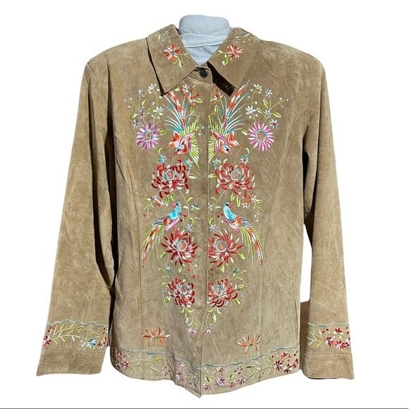 NWT Tan Suede Genuine Leather Boho Embroidered Snap Front Jacket. Size M - Picture 1 of 11